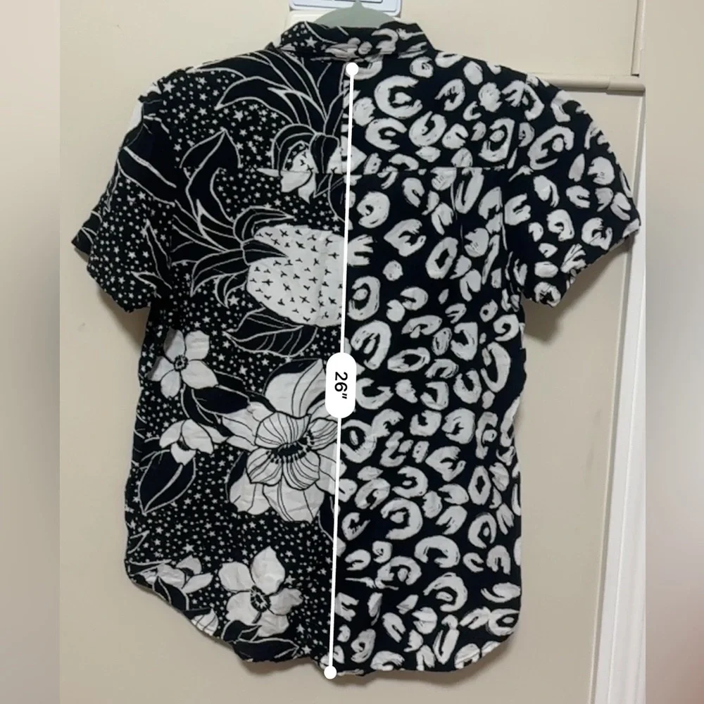 Farm Rio for Anthropologie Button Down Print Black White Surf Shirt Size Small - Picture 12 of 13
